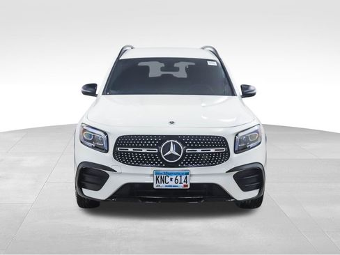 Used 2021 Mercedes-Benz GLB 250 4MATIC image 8