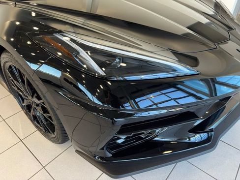Used 2025 Chevrolet Corvette Stingray Convertible w/ Z51 Performance Package RWD image 36