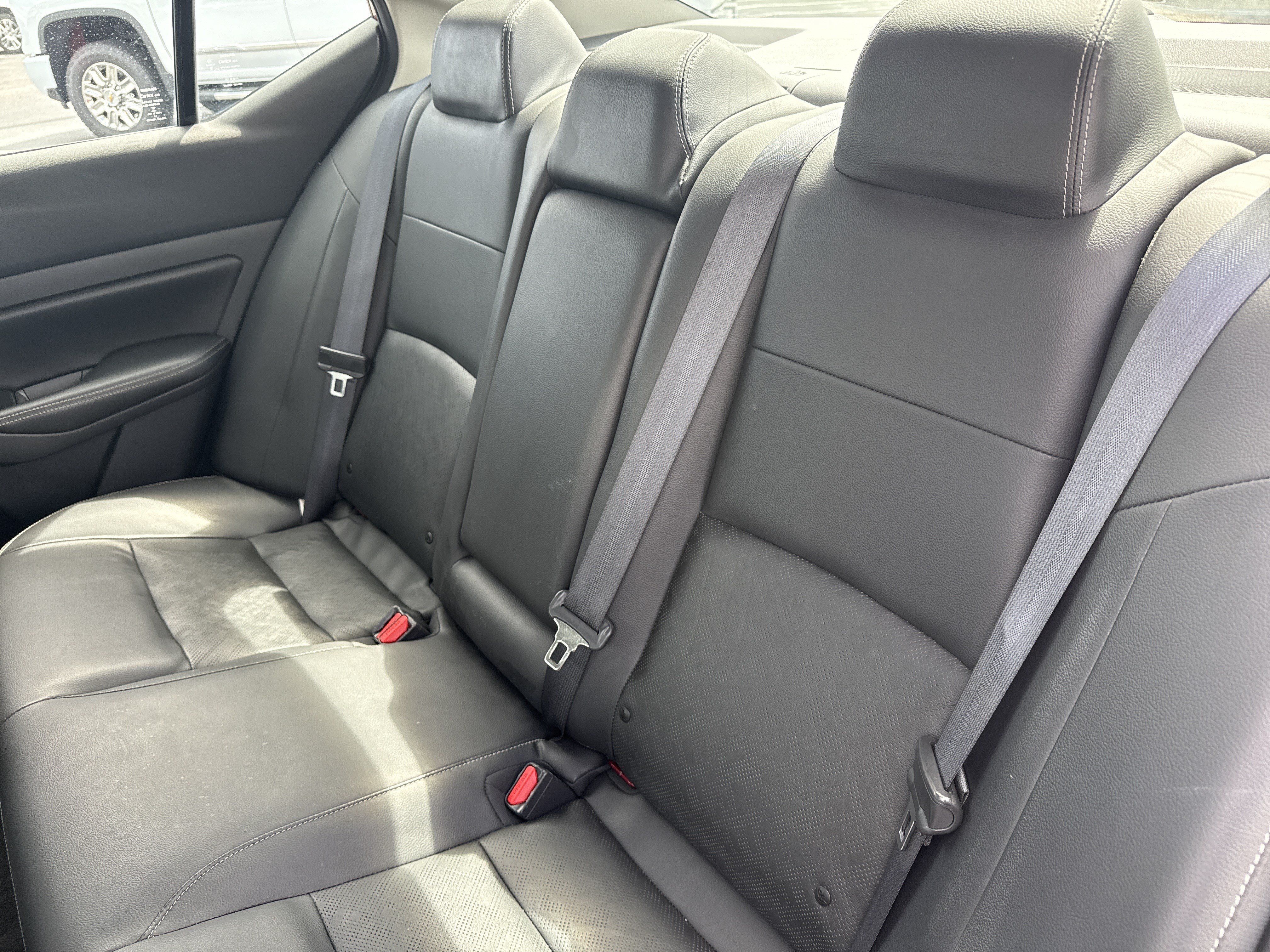 Used 2023 Nissan Altima 2.5 SL FWD image 31