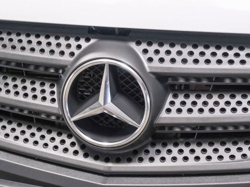 Used 2022 Mercedes-Benz Metris image 13