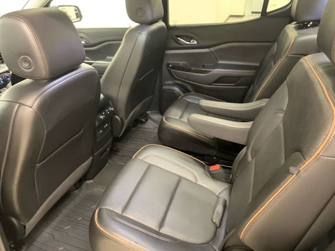 Used 2023 GMC Acadia AT4 w/ Technology Package AWD/4WD image 17