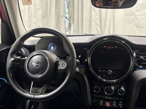 Used 2024 MINI Cooper S FWD image 7