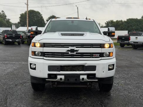 Used 2019 Chevrolet Silverado 2500 LTZ w/ Duramax Plus Package AWD/4WD image 2