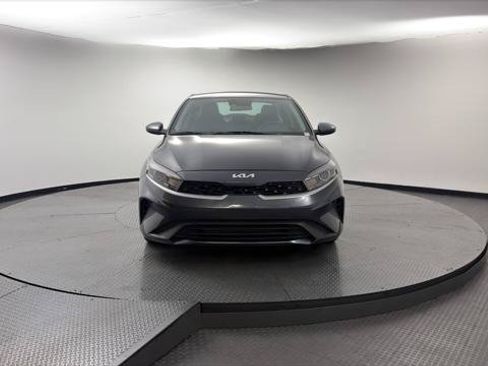 Used 2023 Kia Forte LXS FWD image 12