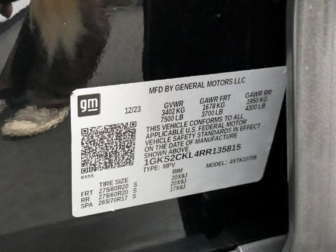Used 2024 GMC Yukon AT4 w/ Technology Package AWD/4WD image 40