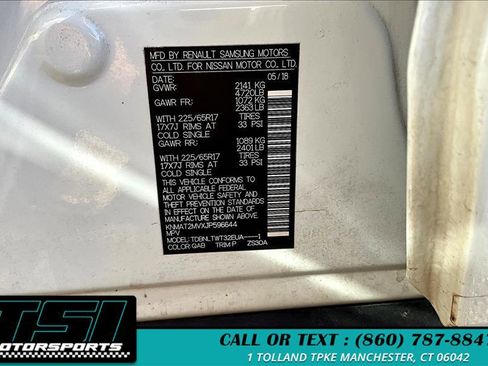 Used 2018 Nissan Rogue SV w/ Premium Package image 35