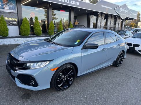 Used 2018 Honda Civic Sport image 1