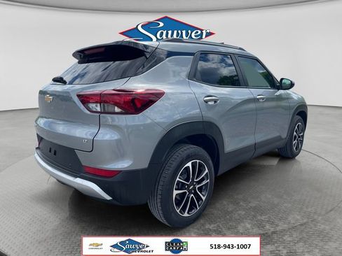 Used 2024 Chevrolet TrailBlazer LT w/ Convenience Package AWD/4WD image 5