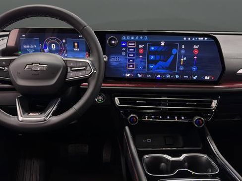 New 2026 Chevrolet Traverse Z71 image 15