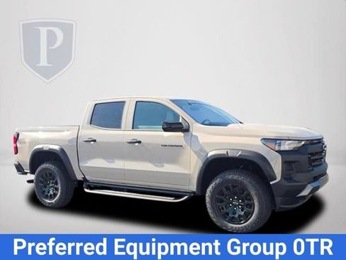 New 2026 Chevrolet Colorado Trail Boss AWD/4WD image 2