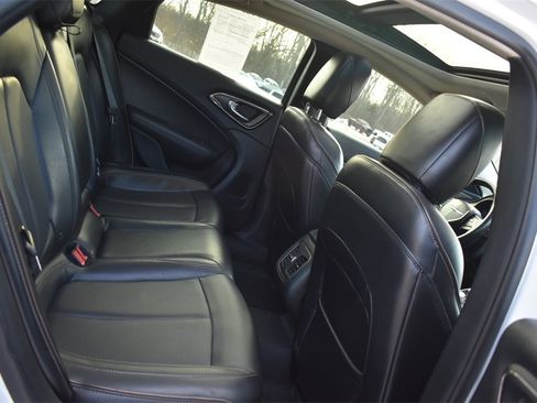 Used 2015 Chrysler 200 C w/ Navigation & Sound Group I image 18