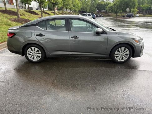Used 2025 Nissan Sentra S FWD image 4
