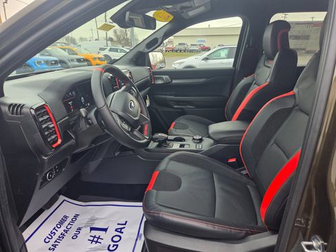 New 2025 Ford Ranger Raptor image 9