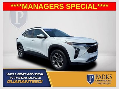 Used 2025 Chevrolet Trax LT