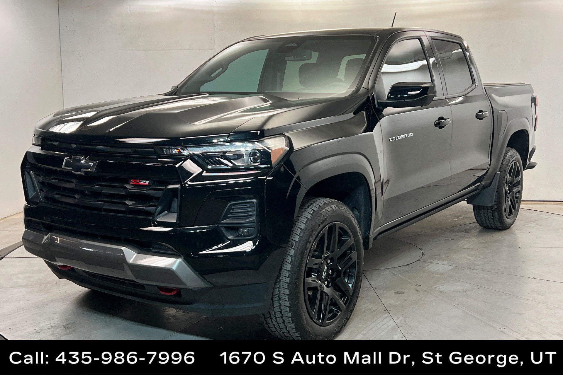 Used 2024 Chevrolet Colorado Z71 w/ Z71 Convenience Package 2 AWD/4WD image 1