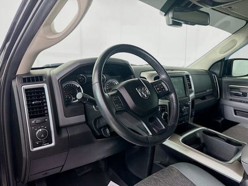 Used 2019 RAM 1500 Big Horn AWD/4WD image 11