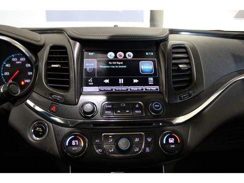 Used 2015 Chevrolet Impala LT image 28