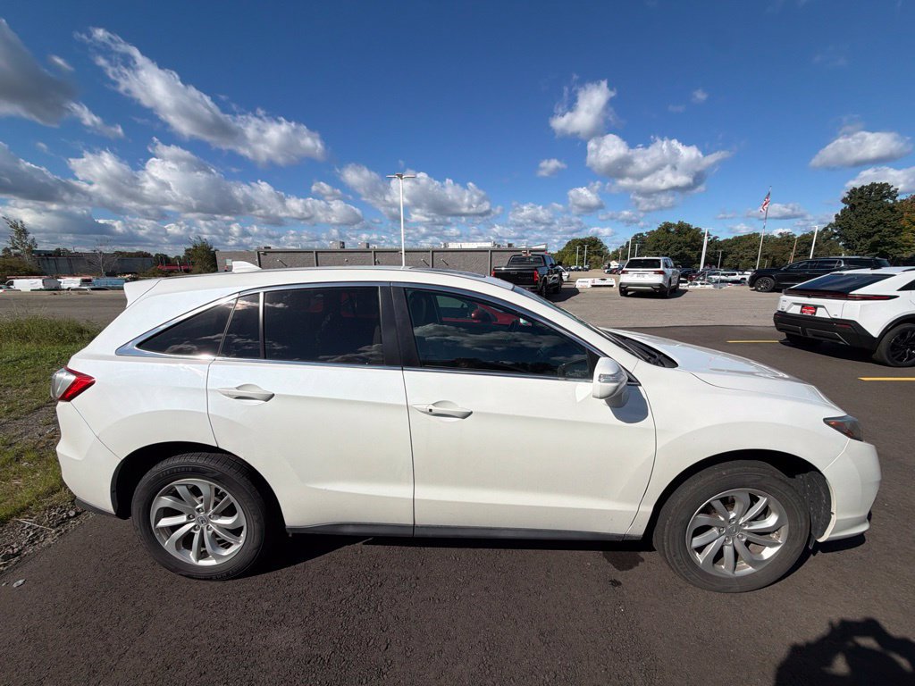 Used 2017 Acura RDX AWD image 3