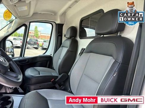 Used 2024 RAM ProMaster 2500 w/ Convenience Group FWD image 17