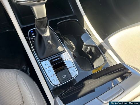 Certified 2025 Hyundai Tucson SEL image 42