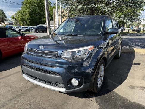 Used 2017 Kia Soul + FWD image 1