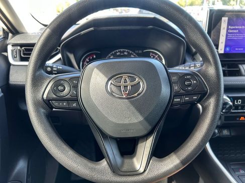 Certified 2025 Toyota RAV4 XLE AWD/4WD image 17