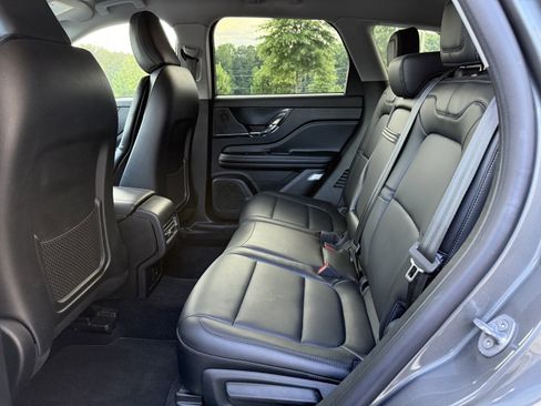 Used 2022 Lincoln Corsair FWD image 37