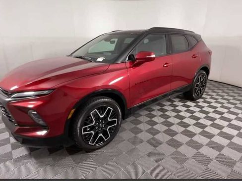 New 2025 Chevrolet Blazer RS w/ Driver Confidence II Package image 5