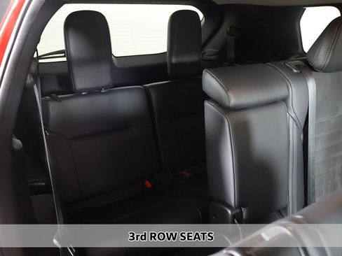 Used 2024 Mitsubishi Outlander SE image 8