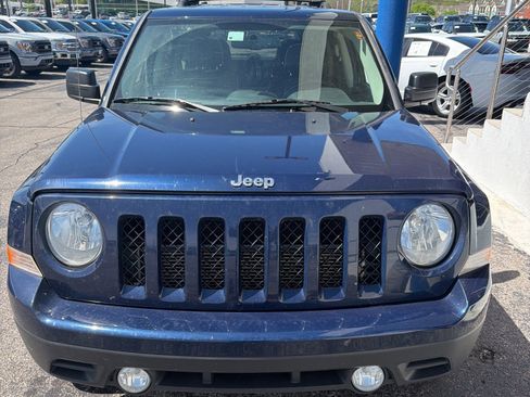 Used 2014 Jeep Patriot Latitude image 2