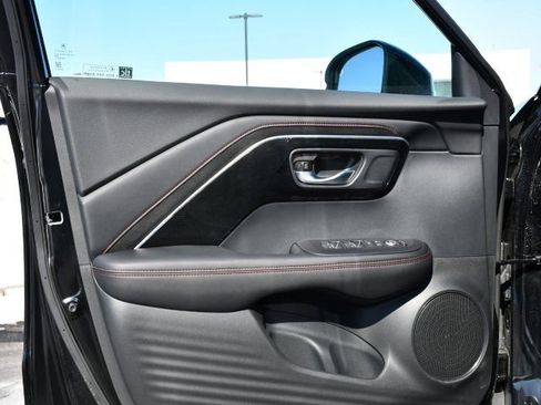 Certified 2025 Acura ADX A-Spec image 12