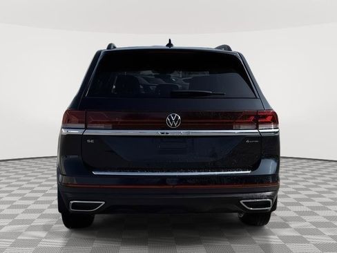 New 2026 Volkswagen Atlas SE image 4