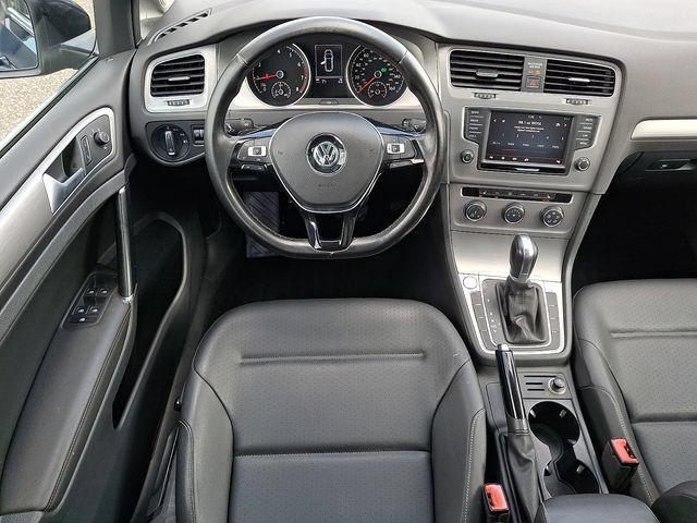 Used 2016 Volkswagen Golf Limited Edition FWD image 11
