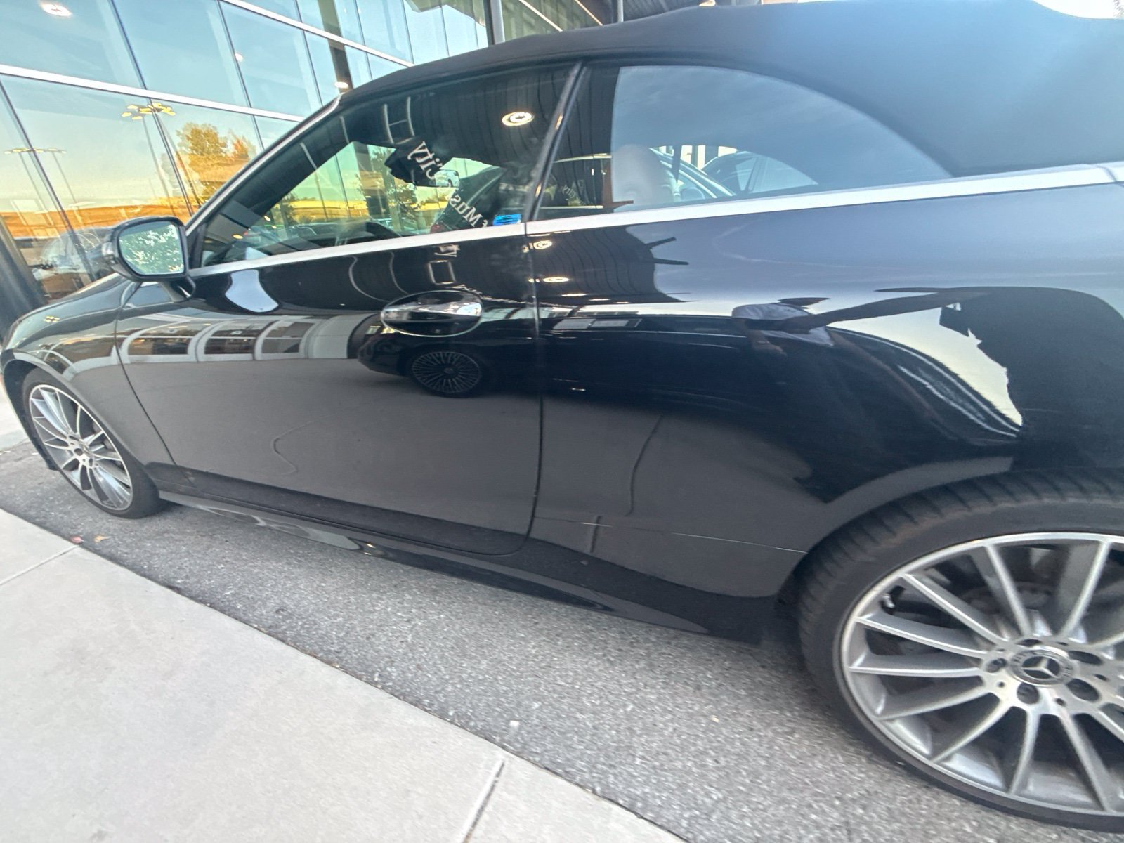 Used 2023 Mercedes-Benz E 450 Cabriolet image 6