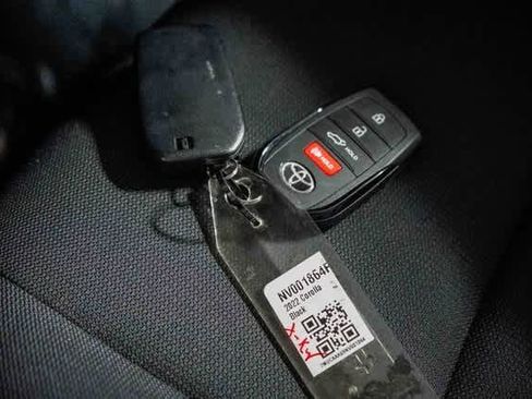 Certified 2022 Toyota Corolla Cross LE image 29