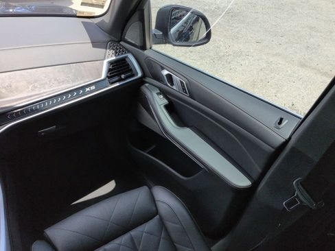 Used 2025 BMW X5 sDrive40i w/ Climate Comfort Package RWD image 17