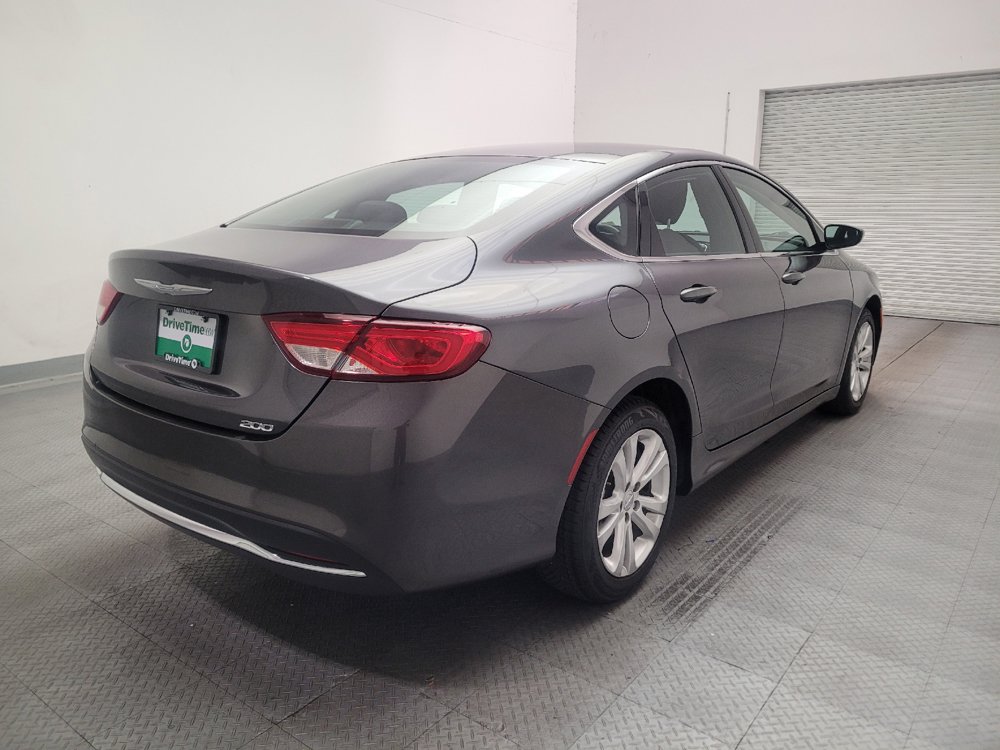Used 2015 Chrysler 200 Limited FWD image 9