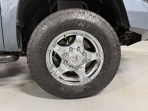 Used 2011 GMC Sierra 3500 Denali image 2