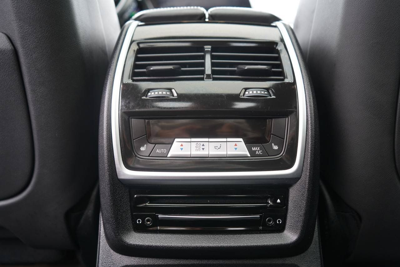 Used 2022 BMW ALPINA XB7 AWD/4WD image 48