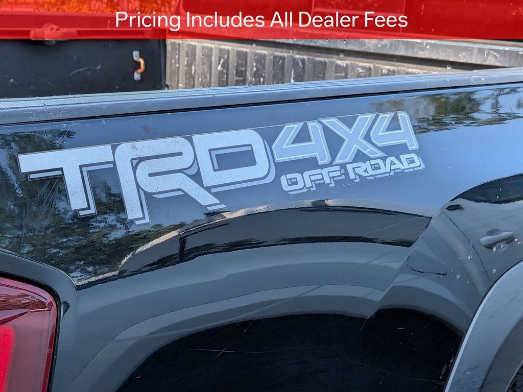 Used 2019 Toyota Tacoma TRD Off-Road AWD/4WD image 8