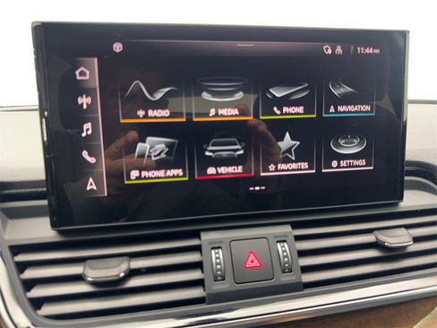 Used 2023 Audi Q5 2.0T Premium w/ Convenience Package image 63