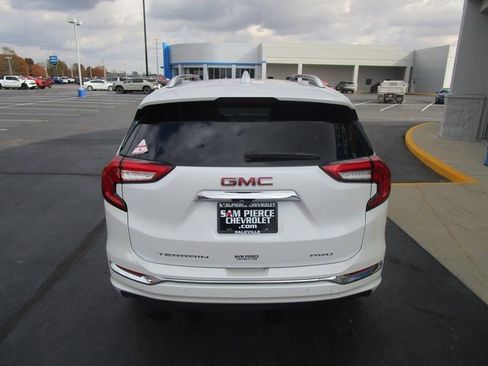 Certified 2024 GMC Terrain Denali w/ Denali Premium Package image 4