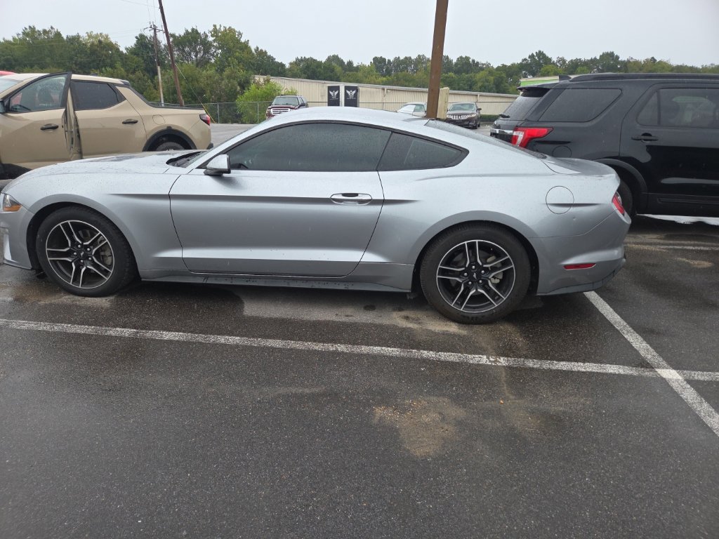 Used 2022 Ford Mustang Coupe w/ Equipment Group 101A RWD image 8