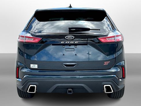 Used 2024 Ford Edge ST image 4
