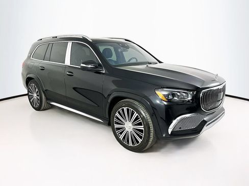 Used 2023 Mercedes-Benz Maybach GLS 600 4MATIC image 4