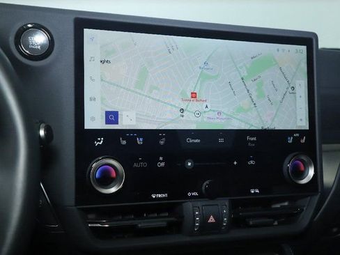 Used 2025 Lexus GX 550 w/ Accessory Package (2T) AWD/4WD image 32