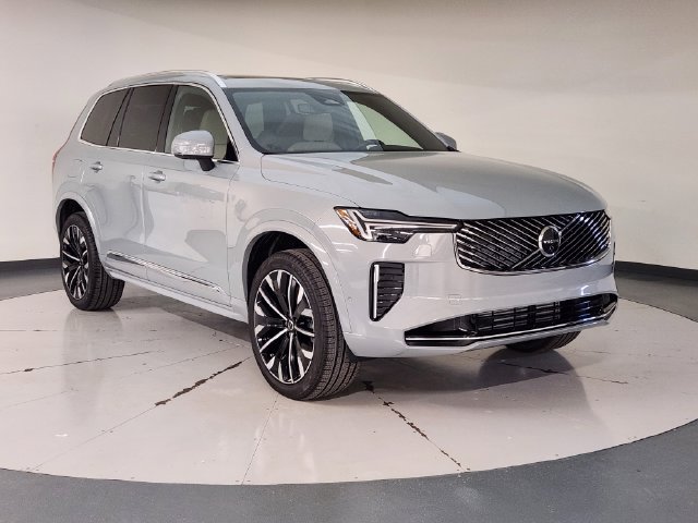 New 2026 Volvo XC90 T8 Plus w/ Protection Package Premier AWD/4WD image 7