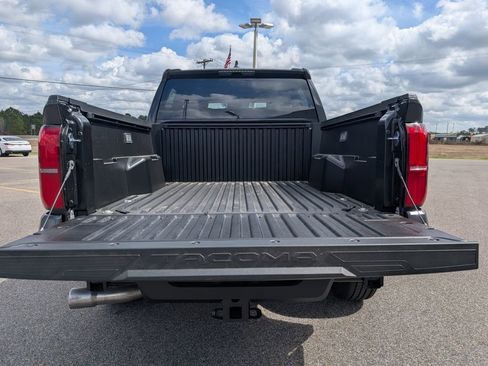 New 2026 Toyota Tacoma SR5 image 30