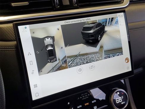 New 2026 Jaguar F-PACE SVR image 20