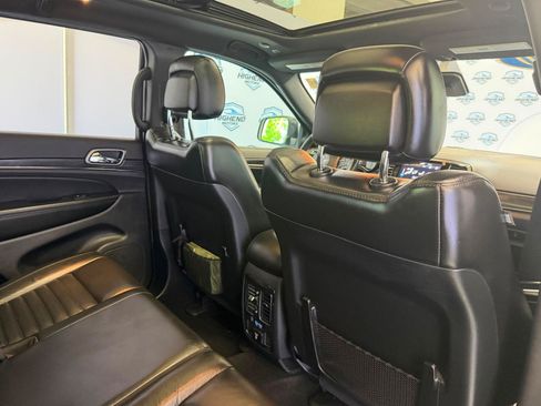 Used 2020 Jeep Grand Cherokee Limited X AWD/4WD image 23